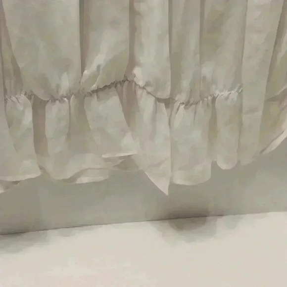 Joie Beautiful Flowing 100% Silk Blouse Size L - Picture 6 of 8